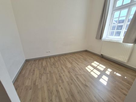 Location Appartement 3 pièces 61m² CAMBRAI 59400 - Photo 5