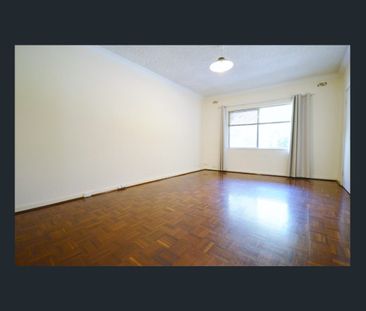 GREAT VALUE 2X1 IN AN AMAZING LOCATION! - Photo 3