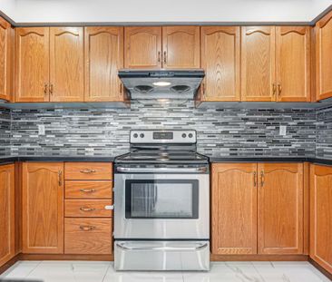 For Lease - 165 Fieldstone Drive Unit# 27, Vaughan, Ontario - Photo 6