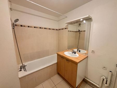 Location Appartement 2 pièces Meublé 48m² ST BRIEUC 22000 - Photo 4