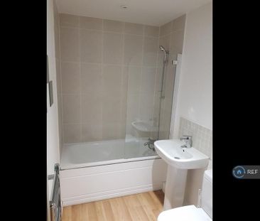 1 bedroom flat to rent - Photo 6