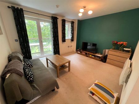 2 Bedroom Flat / Apartment - Briton Street, Southampton - Photo 4