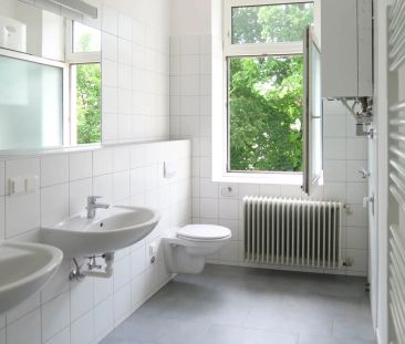 Wohnen mit Komfort und Lebensqualität in zentraler Lage mit Balkon! - Photo 5