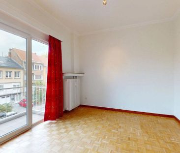 Appartement te huur in Laken voor € 1.200 met 2 slaapkamers - Photo 3