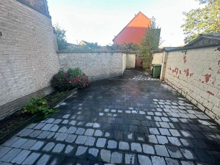 Gelijkvloers appartement met 2 slaapkamers, terras en garage in centrum Wondelgem - Foto 3