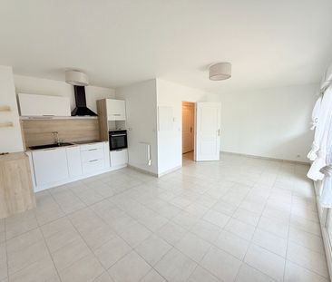 Location Appartement 2 pièces 48m² - Photo 4