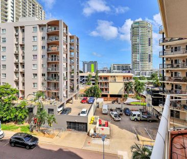 INNER CITY FURNISHED APARTMENT - Photo 6