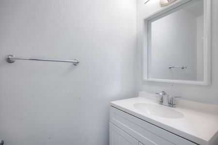 For Lease - 1361 Everton Street Unit# Main, Pickering, Ontario - Photo 3