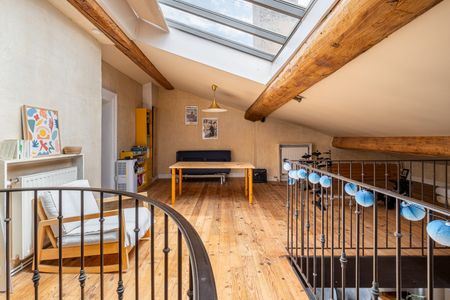 Grand duplex avec garage Place Sathonay - Photo 2