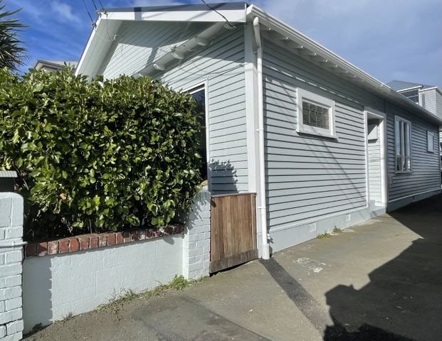 25 Luxford Street, Berhampore - Photo 1