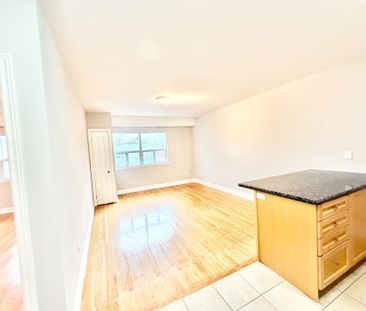 For Lease - 100 Twenty Fifth Street Unit# 9, Toronto, Ontario - Photo 4