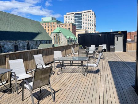 Saint John - Photo 2