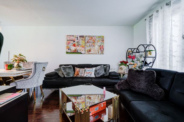 For Lease - 74 Bloomington Crescent, Toronto, Ontario - Photo 1