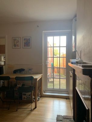 3 Bed Terraced House, Hill St, RG1 - Photo 1