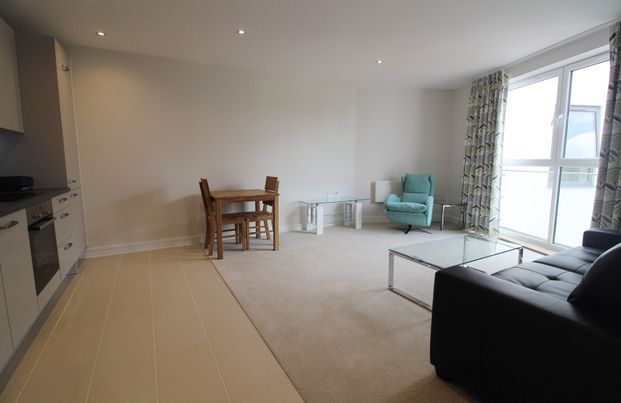 Peregrine House, Reading, RG2 0NZ - Photo 1