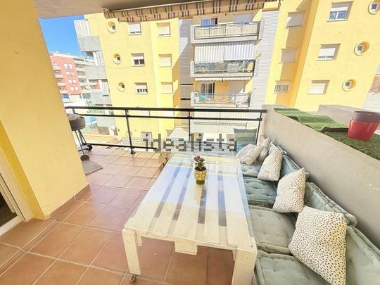 Alquiler de piso en Alfarnate - Photo 1