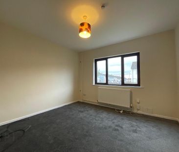 12 The Cherry Walk, Carrickfergus, BT38 8HD - Photo 5