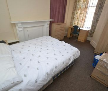 Derby Grove, Lenton, Nottingham, NG7 - Photo 3
