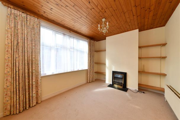 Hellards Road, Stevenage, SG1 - Photo 1