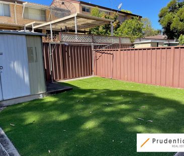 Low Maintenance Townhouse - Photo 6