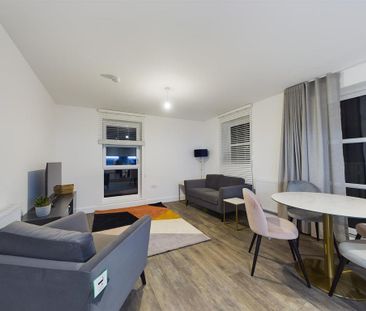 2 bedroom apartment to rent - Photo 4