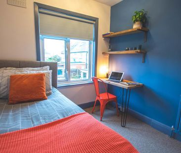 4 bedroom semi-detached house to rent - Photo 2