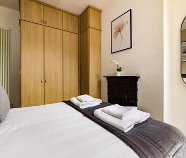 2 bedroom flat to rent - Photo 6