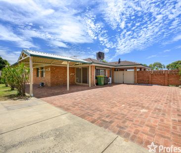 64 Wooramel Way, Cooloongup WA 6168 - Photo 1