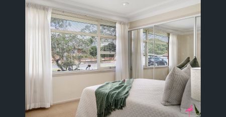 Spacious Family Oasis with Pool - Photo 3