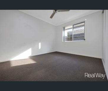 31 Grindelia Drive, Springfield Lakes, Qld 4300 - Photo 3