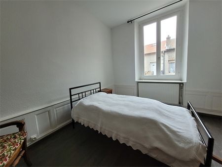 Location Appartement 4 pièces 88m² - Photo 3