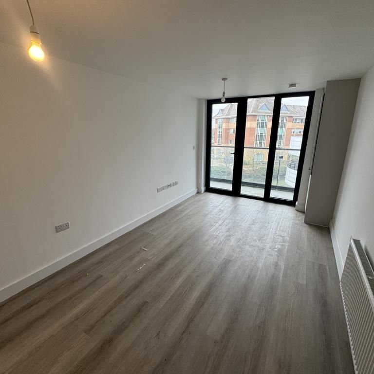 1 bedroom flat to rent - Photo 1