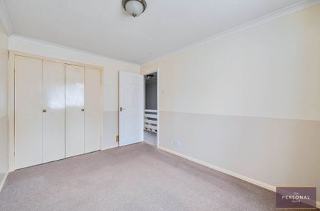 Headley Grove, Tadworth - Photo 4