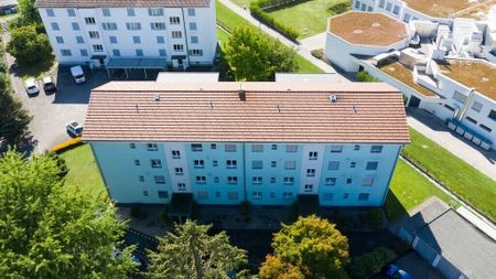 Comfortable three-room apartment in Kirchberg - Photo 3