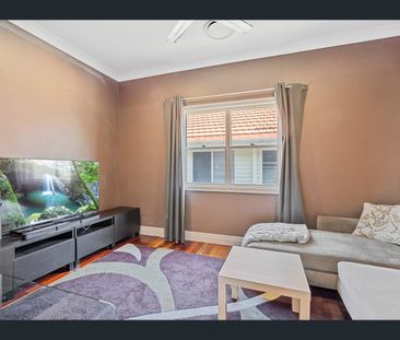 18 Hoff Street, Mount Gravatt East, Qld 4122 - Photo 1