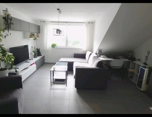 Gunterstr. 14, Dachgeschosswohnung. KM 640 € - Photo 1