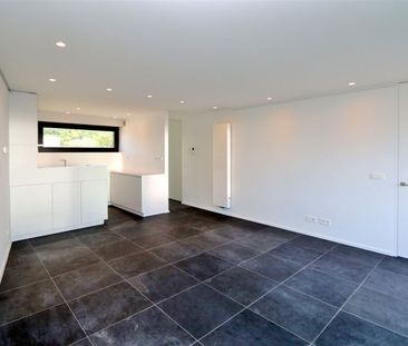 Duplex appartement met 1 slaapkamer + bureau (11m²-12m²) - Photo 2