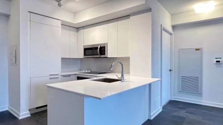 For Lease - 3 Gloucester Street Unit# 2306, Toronto, Ontario - Photo 3