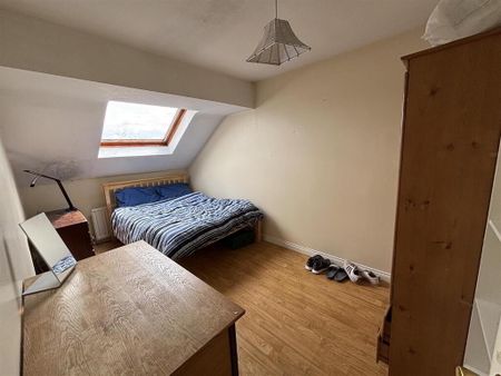 32 Fitzwilliam Square, Rugby Avenue, Belfast, BT7 1JH - Photo 4
