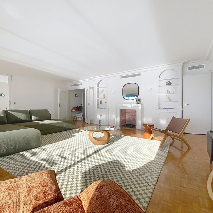 Location Appartement 6 pièces 212m² NICE 06300 - Photo 1