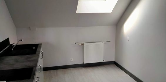 Location Appartement 1 pièce 31m² - Photo 3