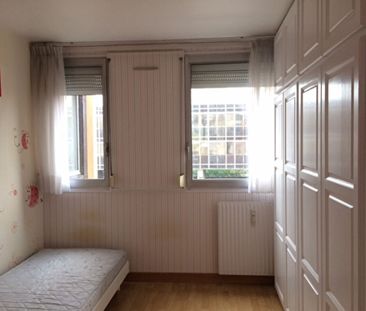 Location Appartement 3 pièces 68m² - Photo 2