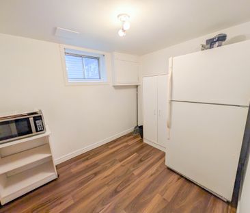 2 Bedroom House with Fully Finished Basement in St. Catharines! - Photo 6
