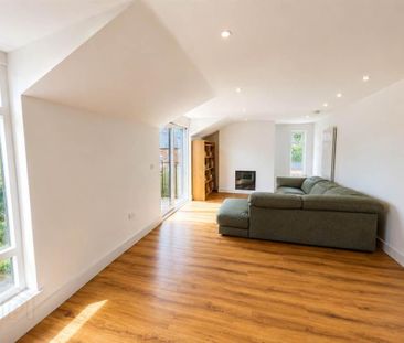 7 Balmoral Manor, 78 Balmoral Avenue, Belfast, BT9 6NY - Photo 2