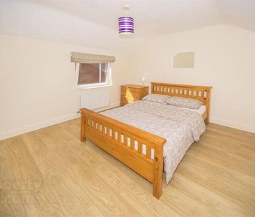 Room 5, 24 Magdala Street, Belfast, BT7 1PU - Photo 2