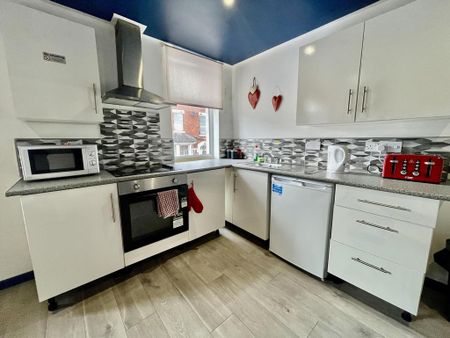 1 bedroom flat to rent - Photo 3