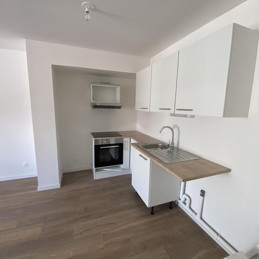 location Appartement T3 DE 66.61m² À LILLE - Photo 1