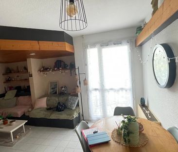 Location Appartement 2 pièces 32m² MONT DE MARSAN 40000 - Photo 2