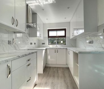 3 bedroom detached house to rent - Photo 3