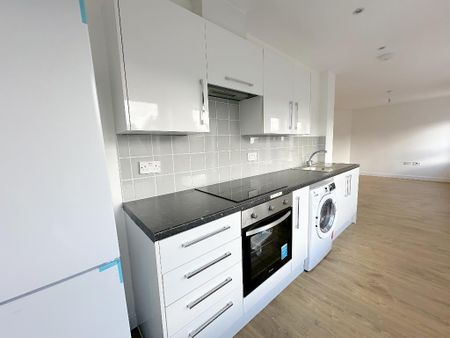 1 bedroom apartment to rent - Photo 2